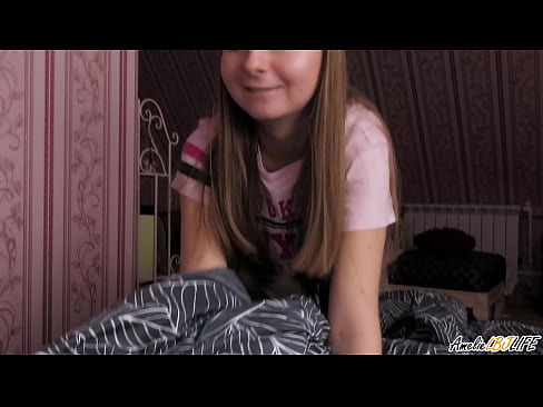 ❤️ Blondie-k bere BFF-ren sakon zurrupatzen du eta esperma jasotzen du ahoan ❤ Porno %eu.91sexy.topan ❌